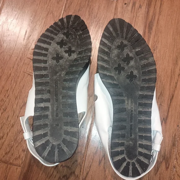 Alexander Wang Alisha Sandals Size 39/9 White - Picture 4 of 4
